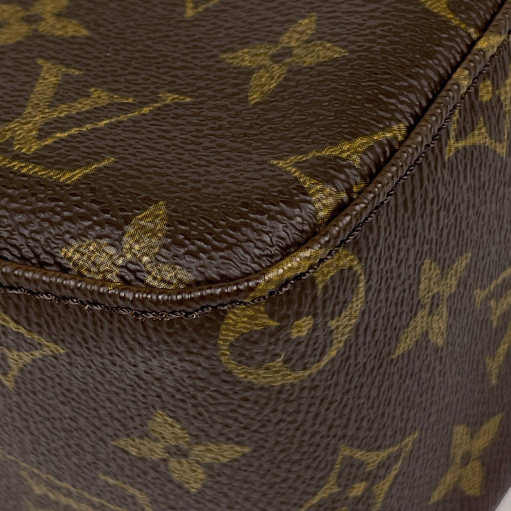 Louis Vuitton Looping MM Shoulder Bag Monogram Brown — view 3