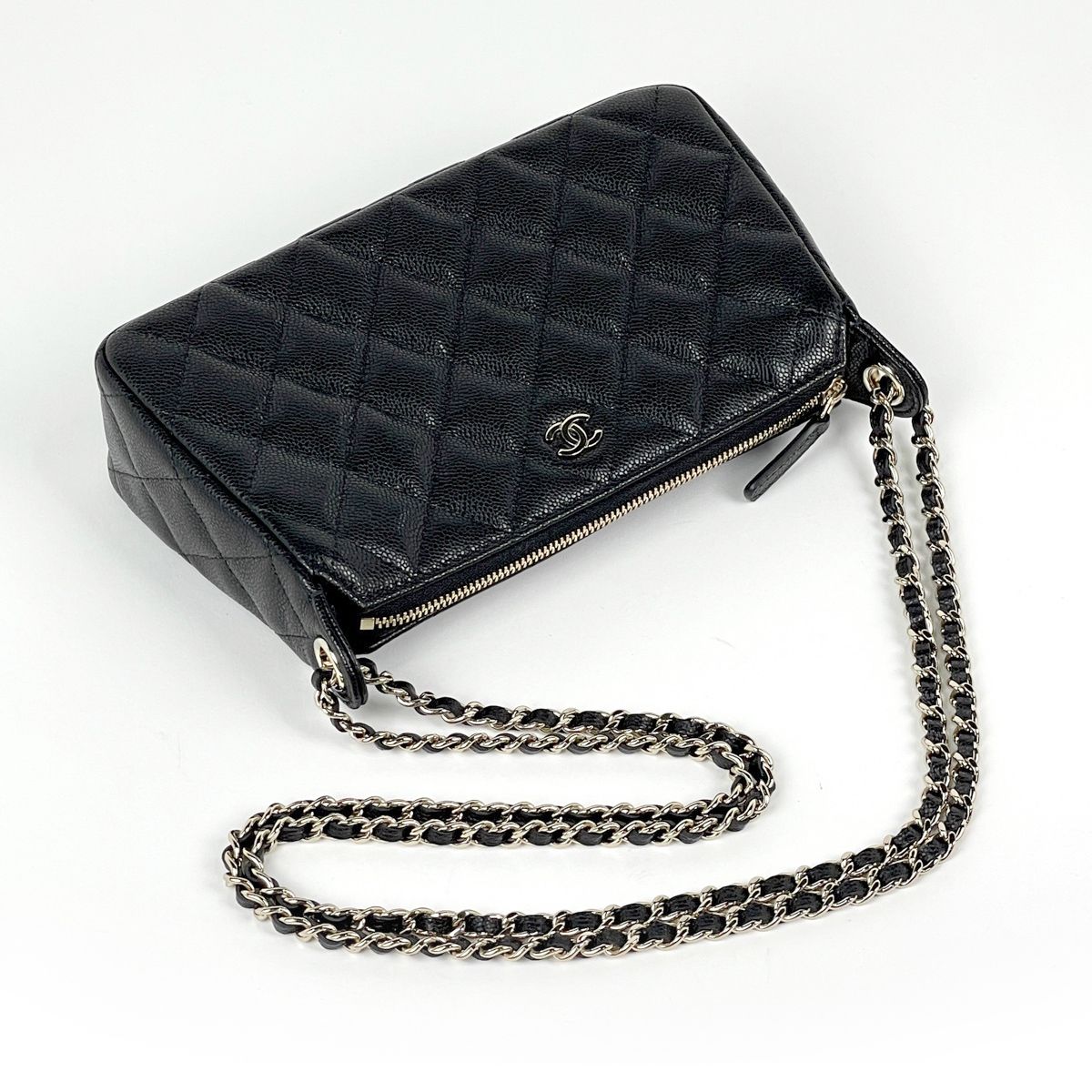 Chanel CC Logo Chain Shoulder Bag Quilted Caviar Leather Black — view 5