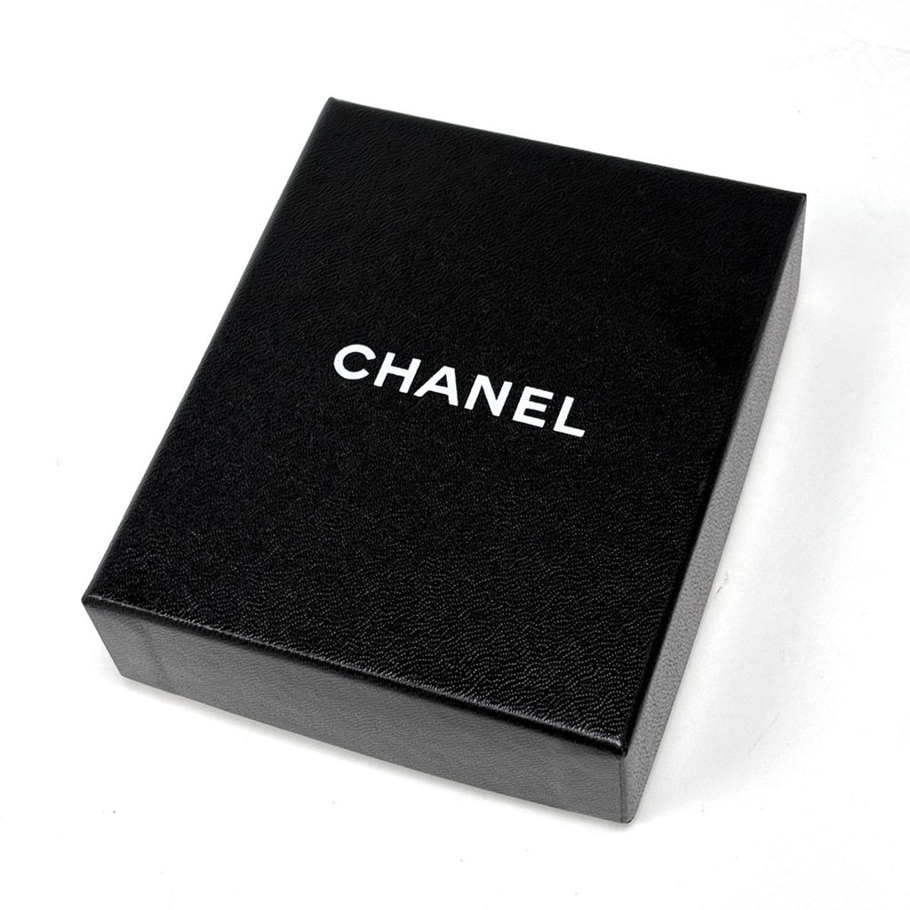 Chanel CC Logo Brooch Gold Plated — view 6