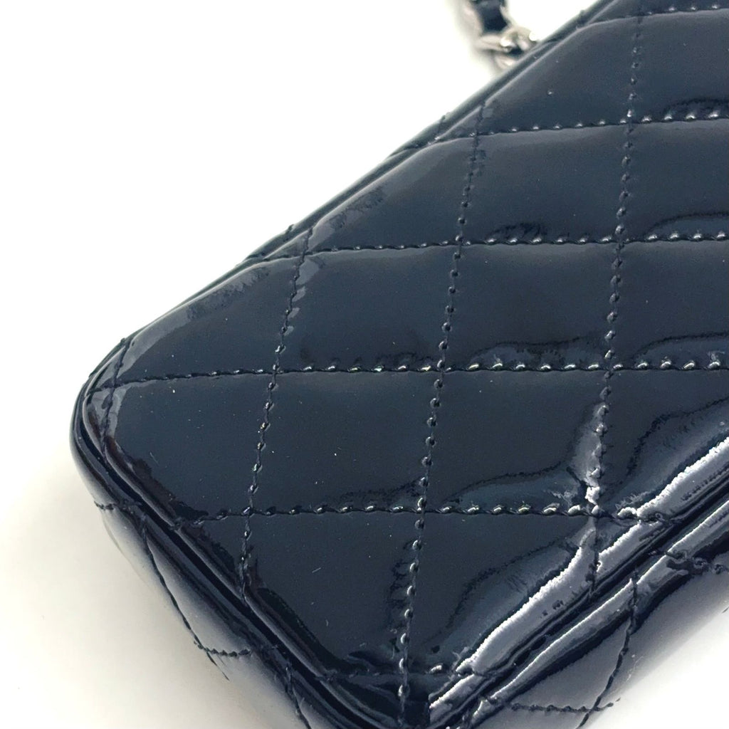 Chanel Quilted CC Logo Enamel Leather Black Pouch Silver — view 6