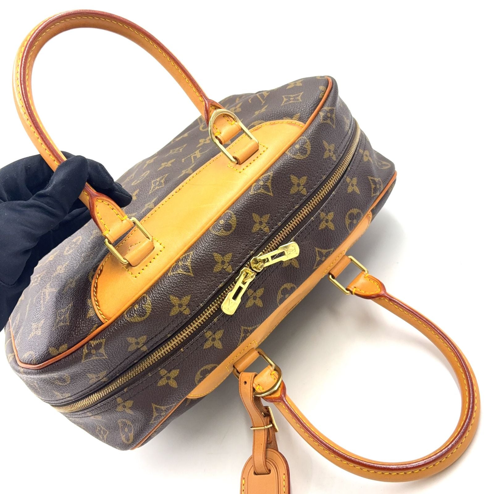 Louis Vuitton Deauville Bowling Vanity Monogram Leather Brown Light Handbag Gold — view 9