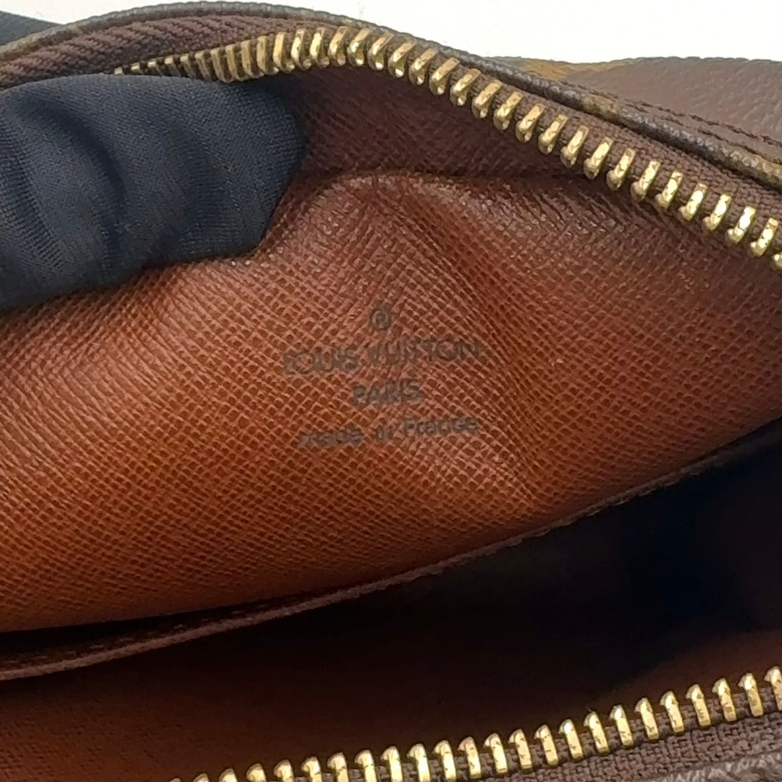 Louis Vuitton Amazon Monogram Leather Brown Light Shoulder Bag Gold — view 4