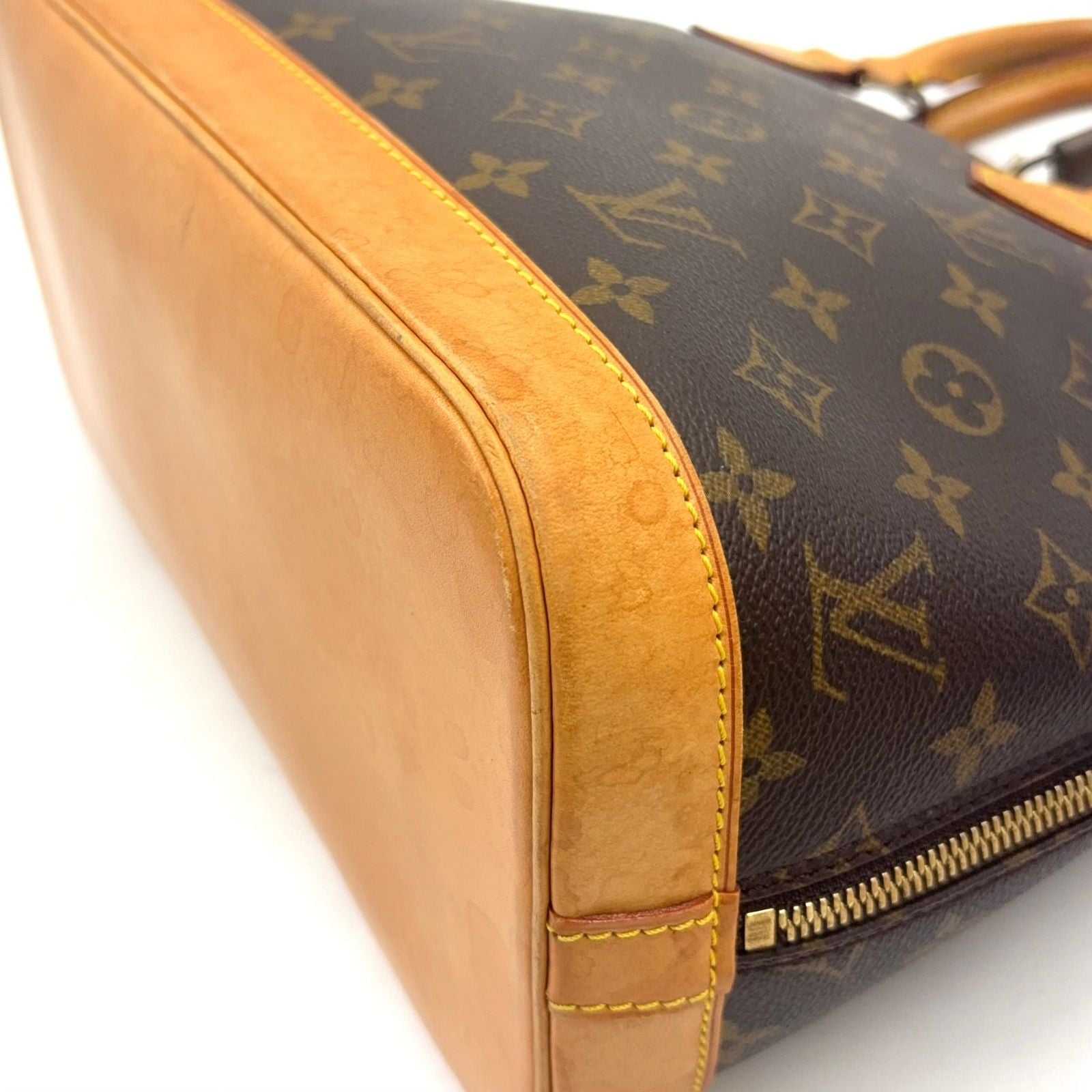 Louis Vuitton Alma PM Monogram Leather Brown Light Handbag Gold — view 6