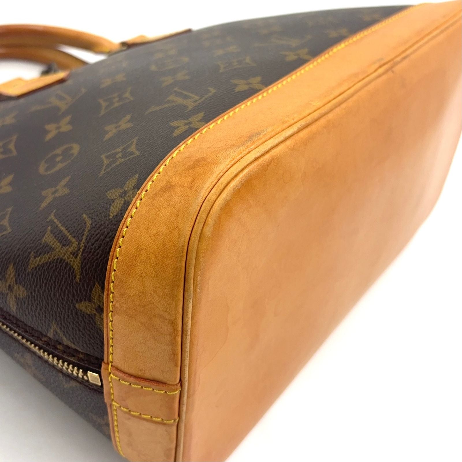 Louis Vuitton Alma PM Monogram Leather Brown Light Handbag Gold — view 7
