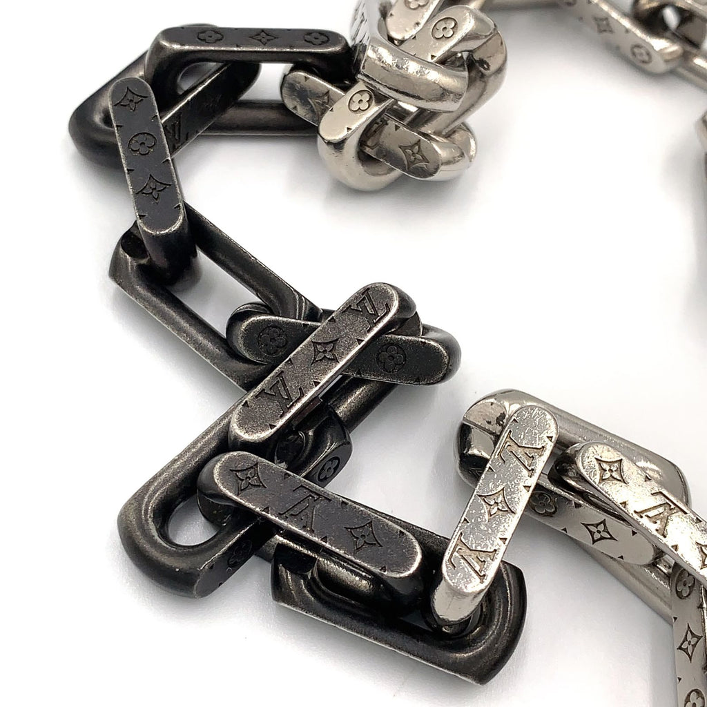 Louis Vuitton Collier Monogram Chain Metal Silver Black Necklace — view 8