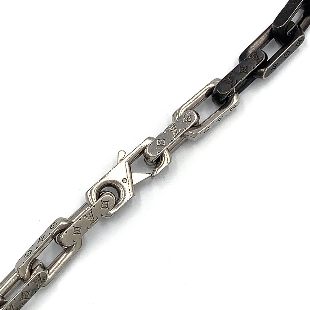 Louis Vuitton Collier Monogram Chain Metal Silver Black Necklace — view 4