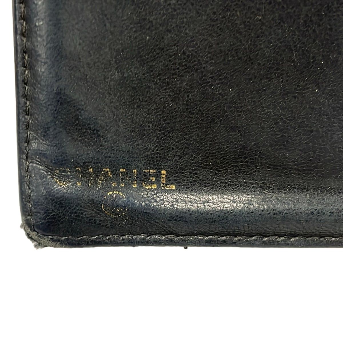 Chanel Wallet Black CC Logo Gold Kiss Lock — view 5