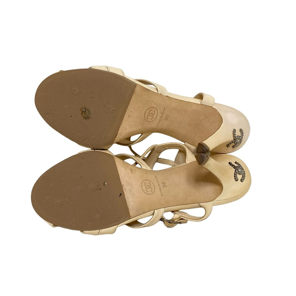 Chanel Sandals 38 Beige CC Logo Leather — view 4