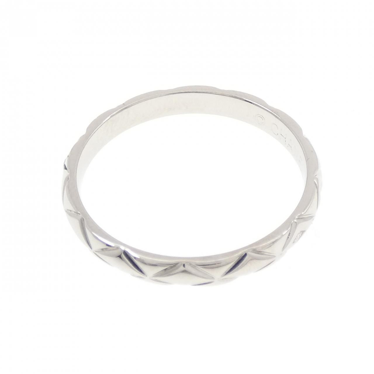 Chanel Quilted Ring Silver — view 3