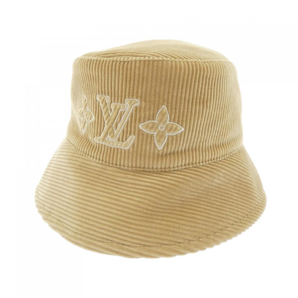 Louis Vuitton LV Signature