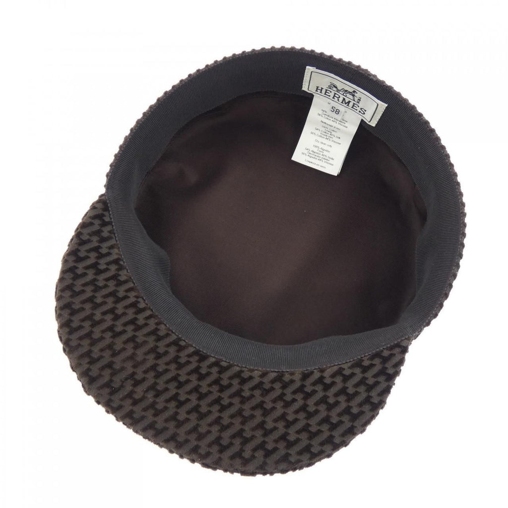 Hermes Vaubin Clou de Selle Cap — view 6