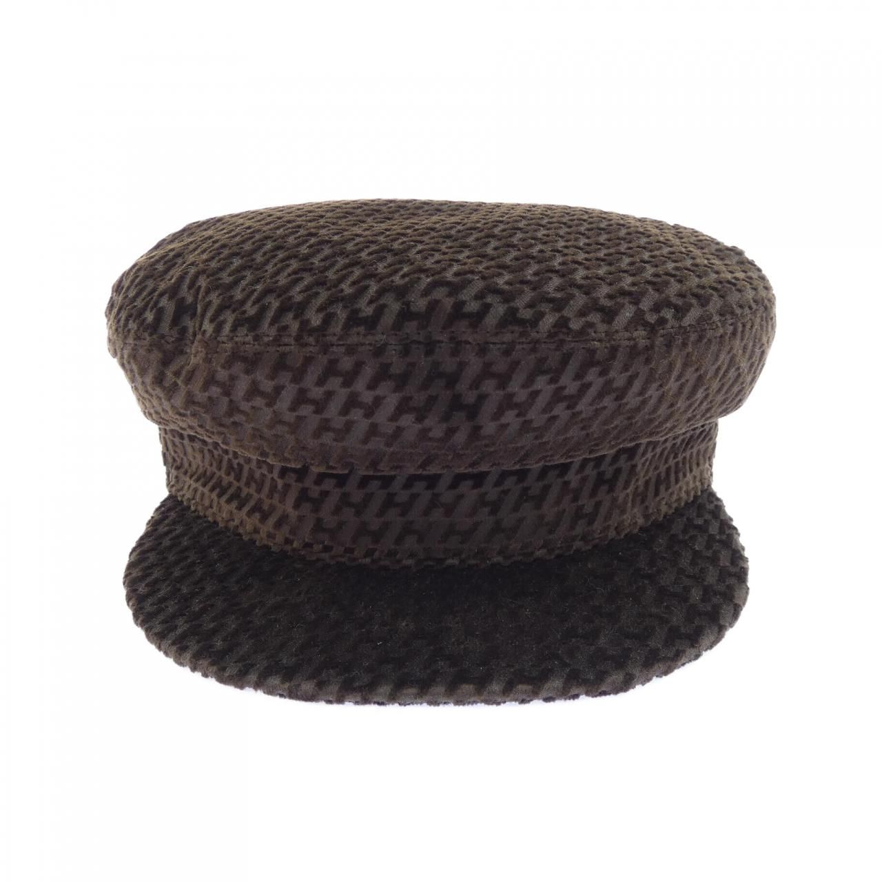Hermes Vaubin Clou de Selle Cap — view 2