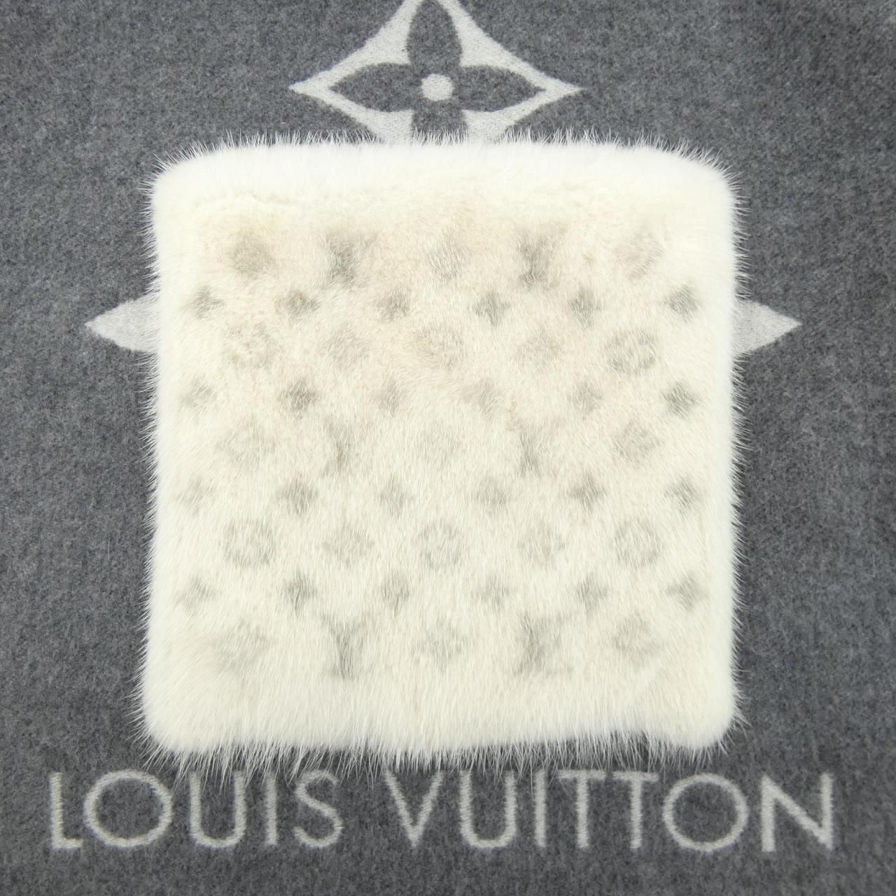 Louis Vuitton Stole Scarf — view 5