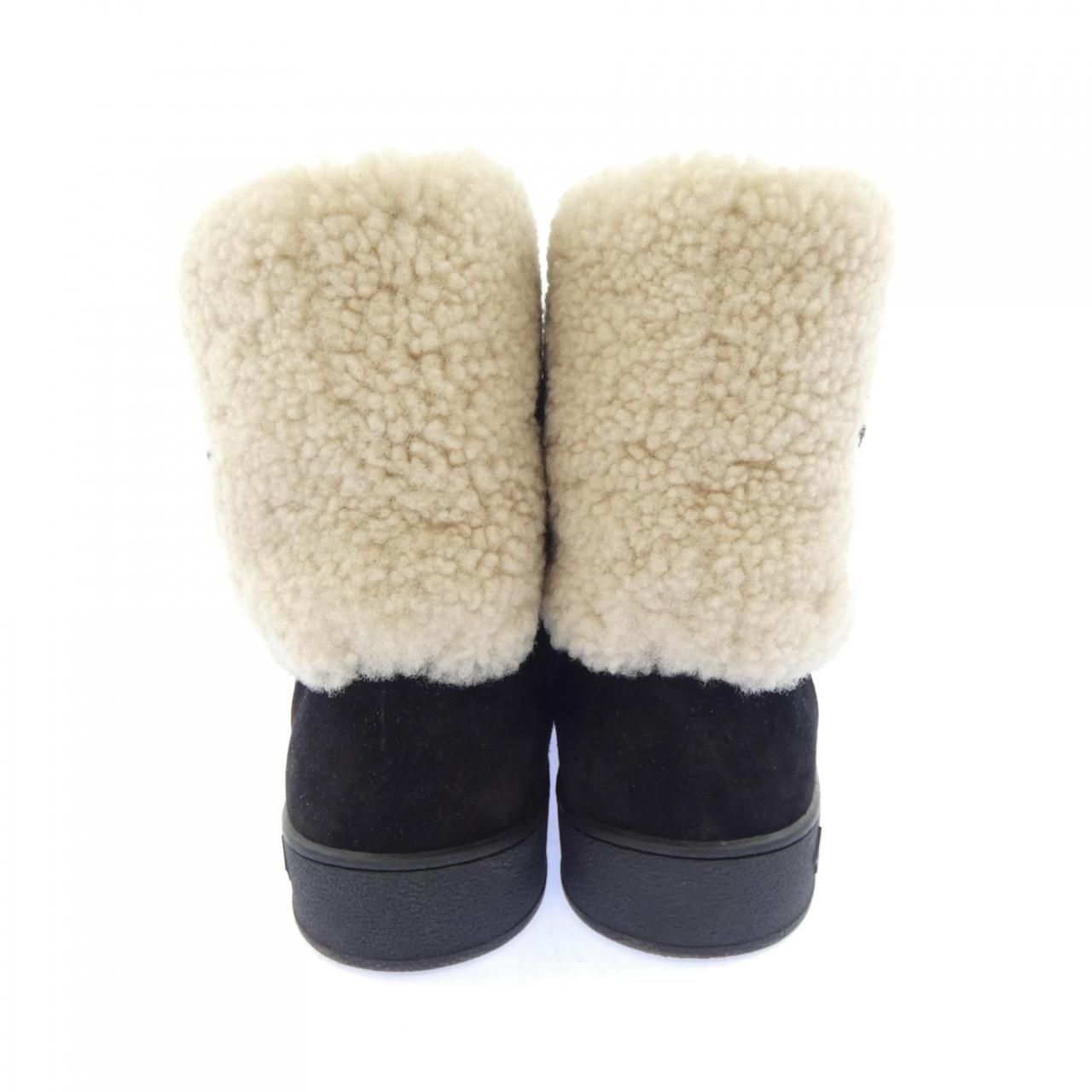 Louis Vuitton Snow Drop Flat Ankle Line Boots — view 5