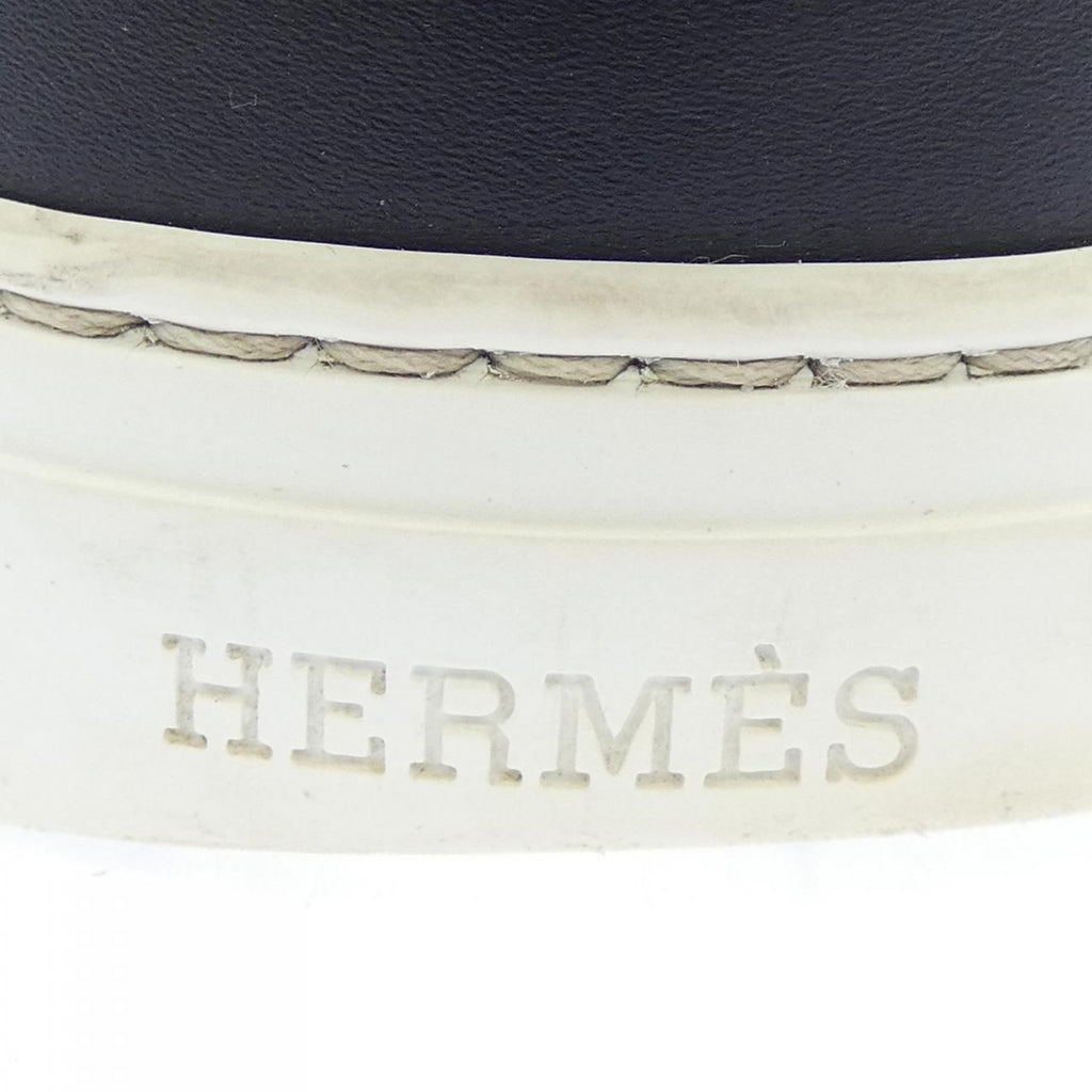 Hermes Daydream Kelly Buckle Sneakers — view 7