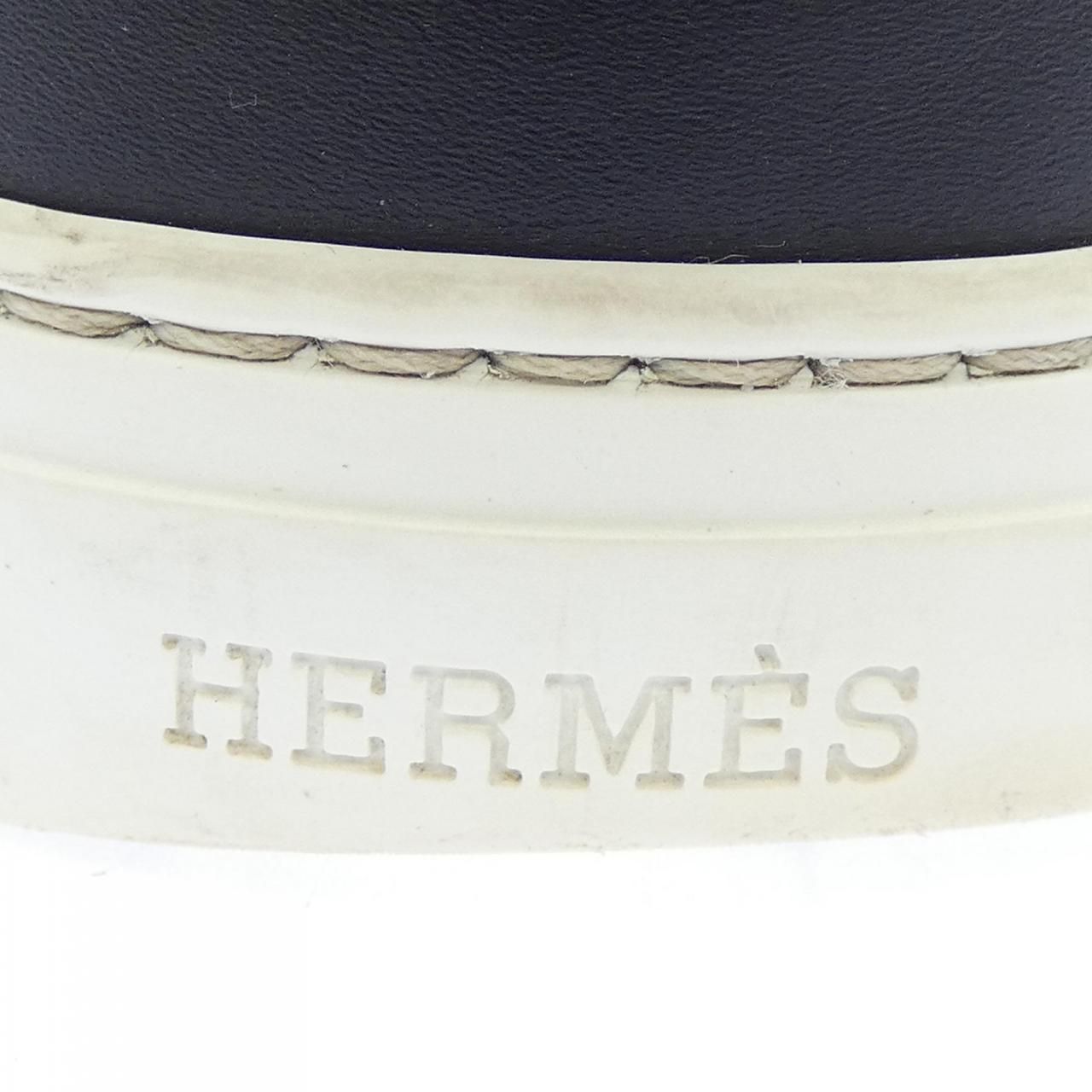 Hermes Daydream Kelly Buckle Sneakers — view 7