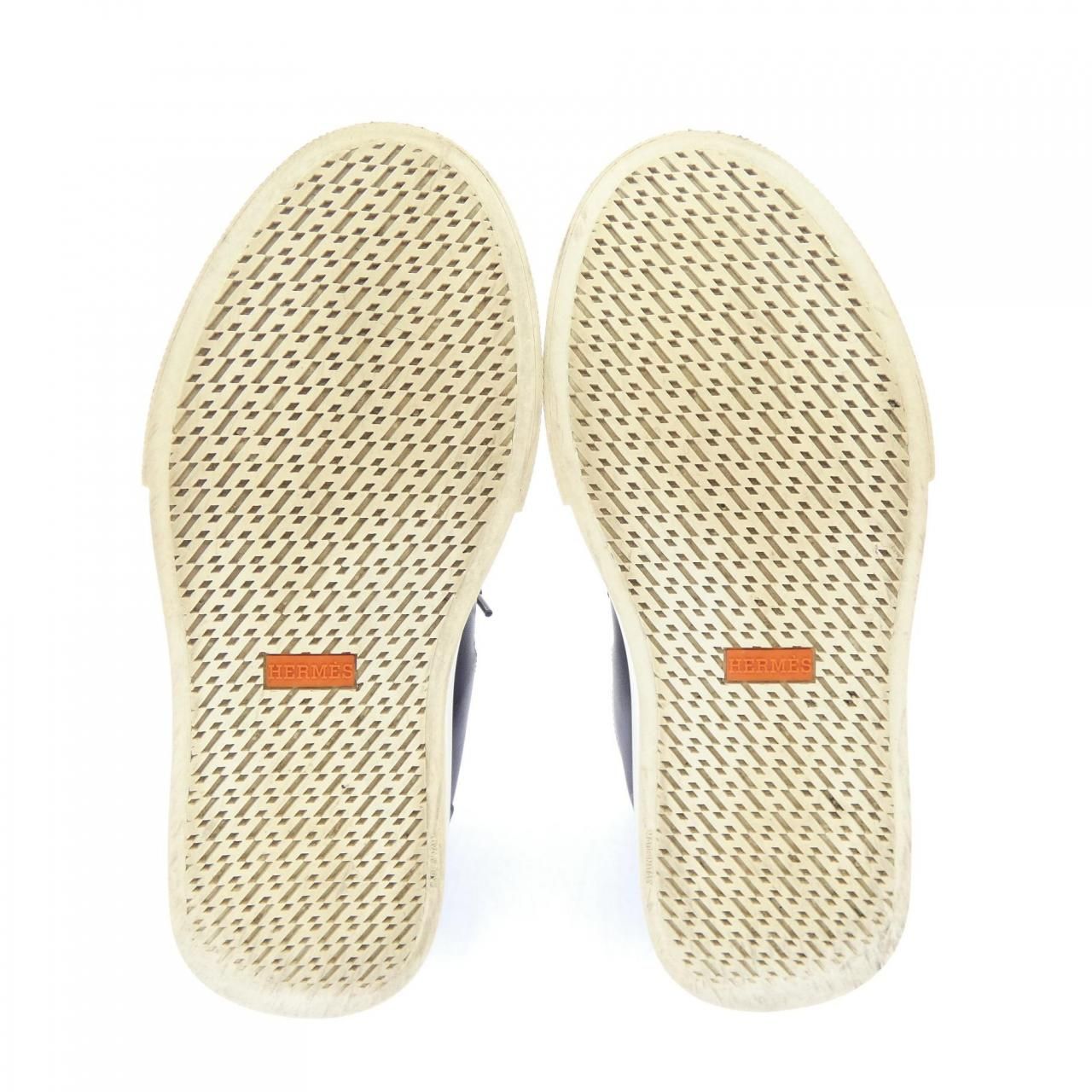Hermes Daydream Kelly Buckle Sneakers — view 4