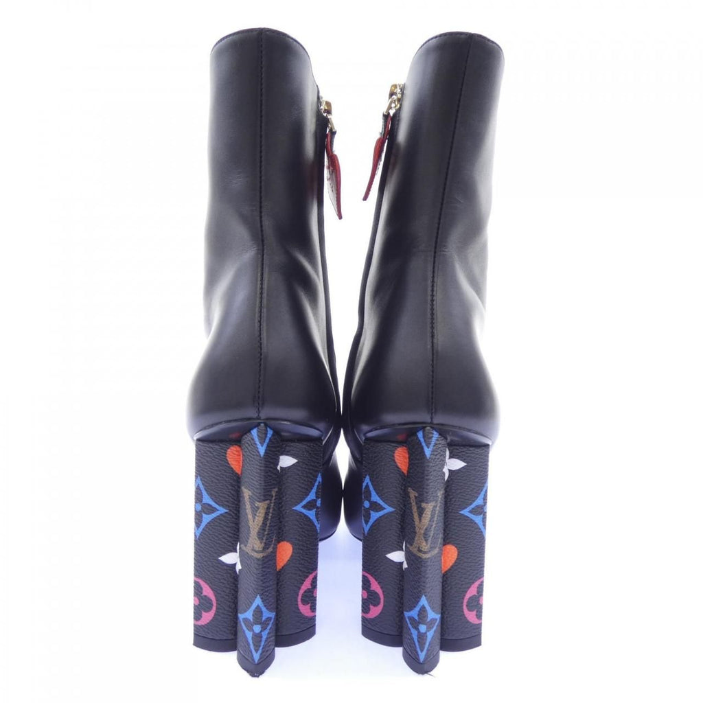 Louis Vuitton Game on Monogram Silhouette Line Boots — view 5