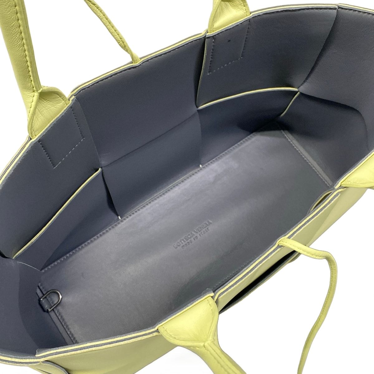 Bottega Veneta Tote the Arco Light Green Leather — view 7
