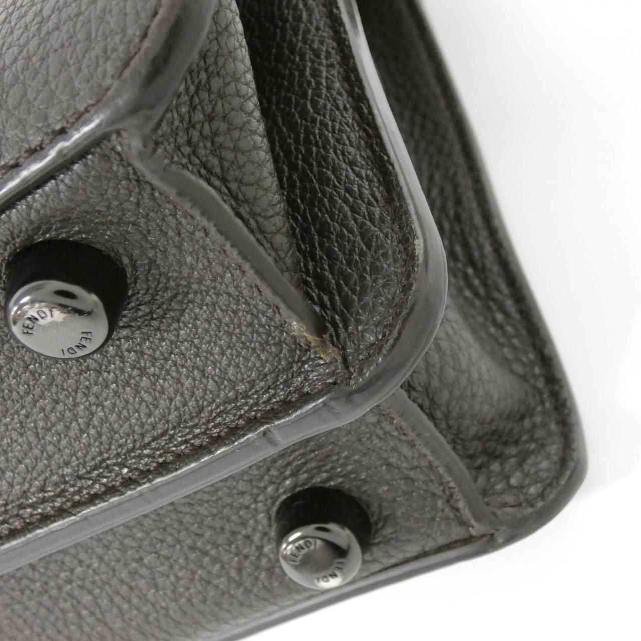 Fendi Peekaboo Eye Small — view 3