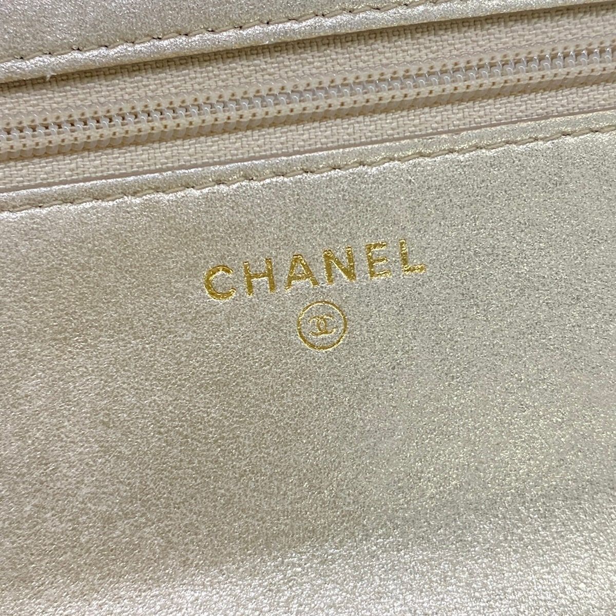 Chanel Wallet Gold Chain Wave Stitch Shoulder — view 6