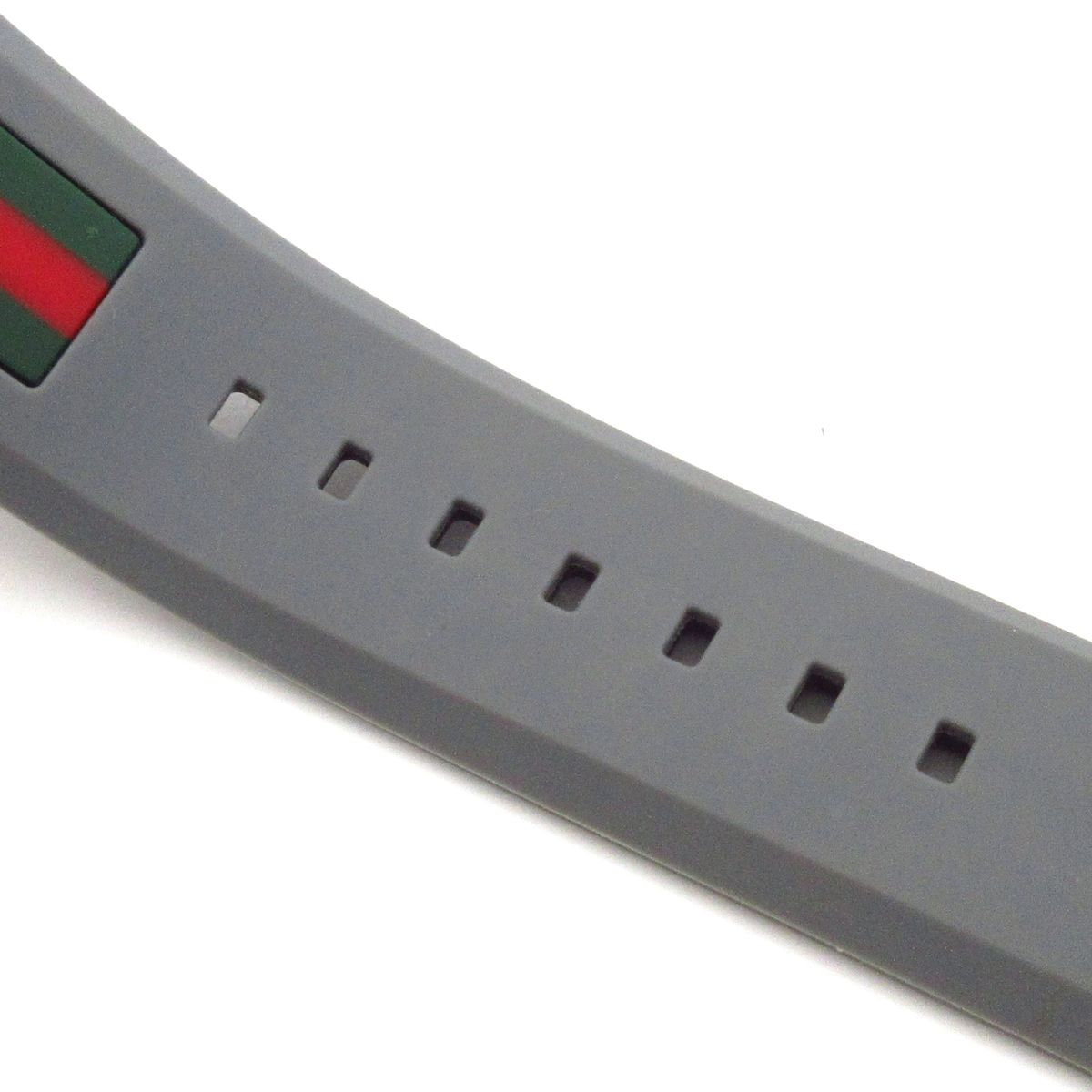 Gucci Watch Sink 137.1 Silver — view 7