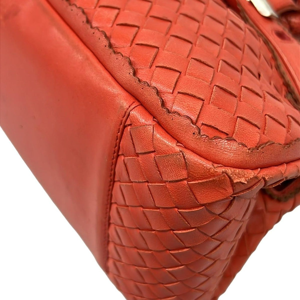 Bottega Veneta Tote Intrecha to Red Leather — view 6