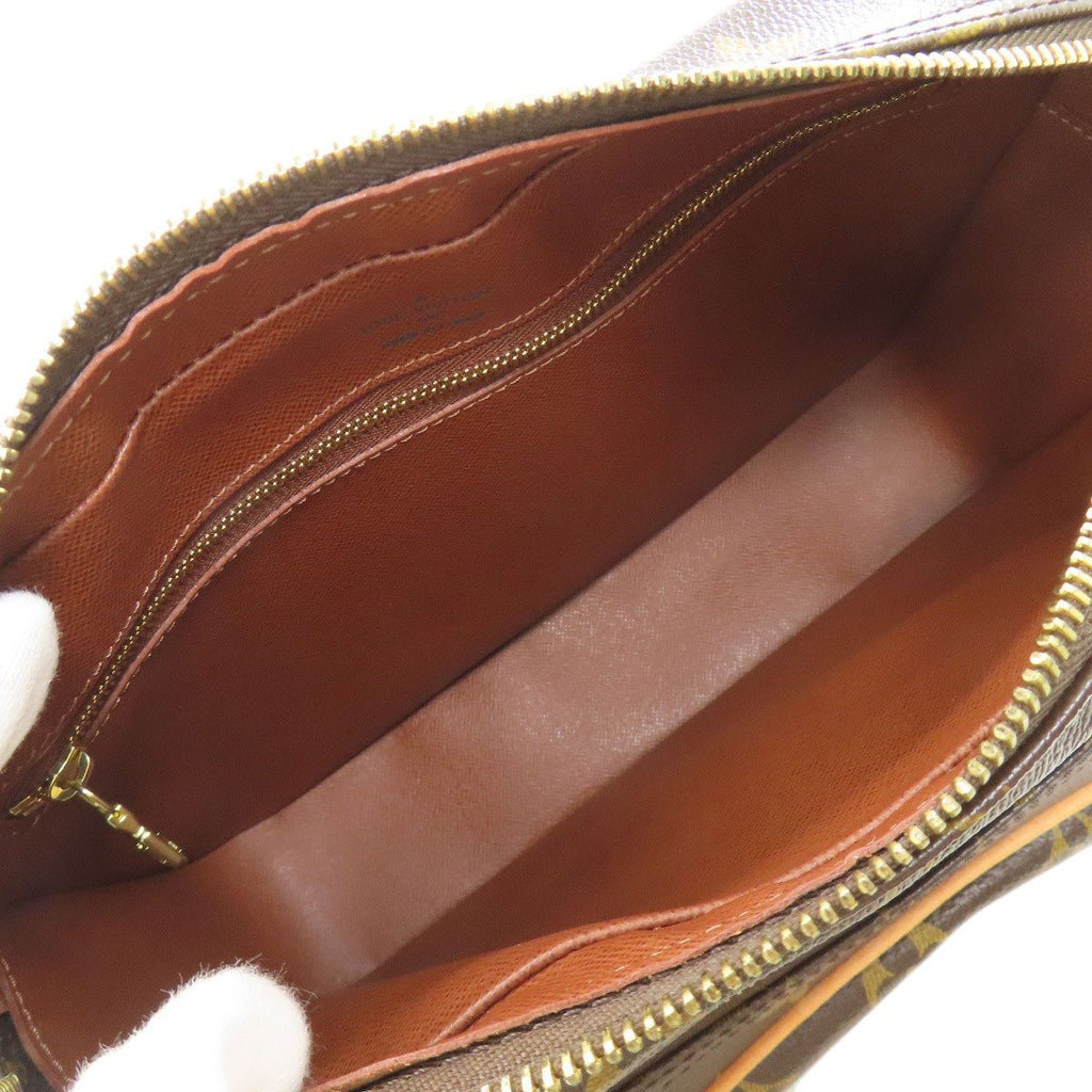 Louis Vuitton Nile Shoulder Bag Monogram Canvas — view 5