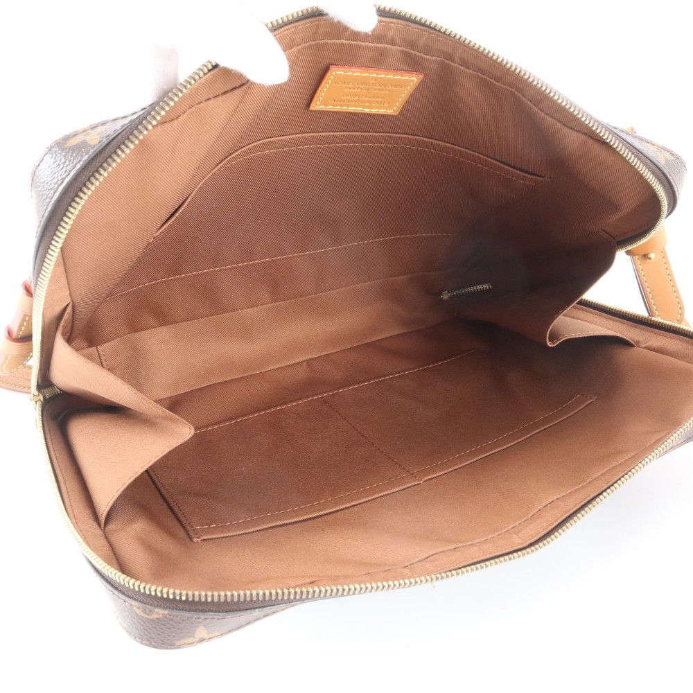 Louis Vuitton Monogram Legacy Soft Trunk Leather Shoulder Bag Crossbody — view 7