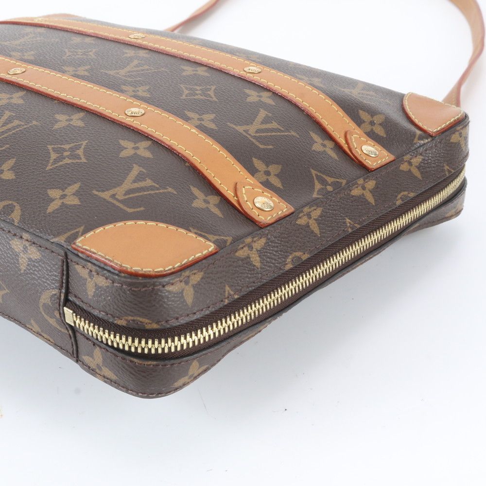 Louis Vuitton Monogram Legacy Soft Trunk Leather Shoulder Bag Crossbody — view 4