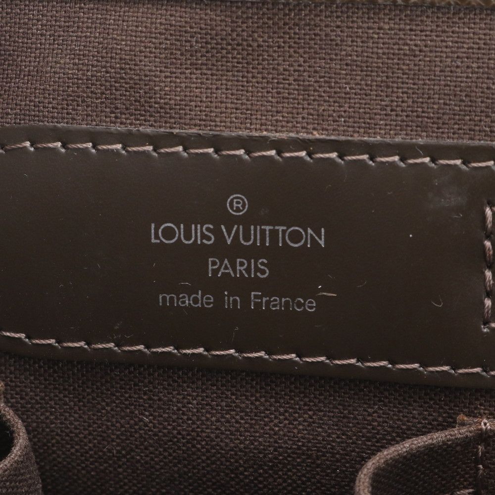 Louis Vuitton Taiga Kasbek PM Leather Tote Shoulder Business Document — view 8