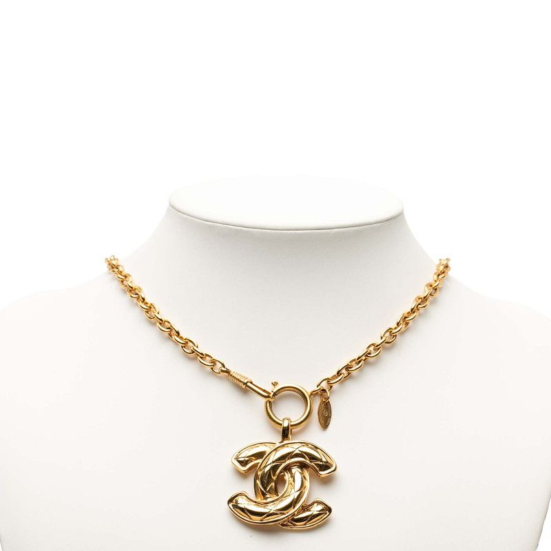 Chanel CC Logo Chain Pendant Gold Plated — view 5