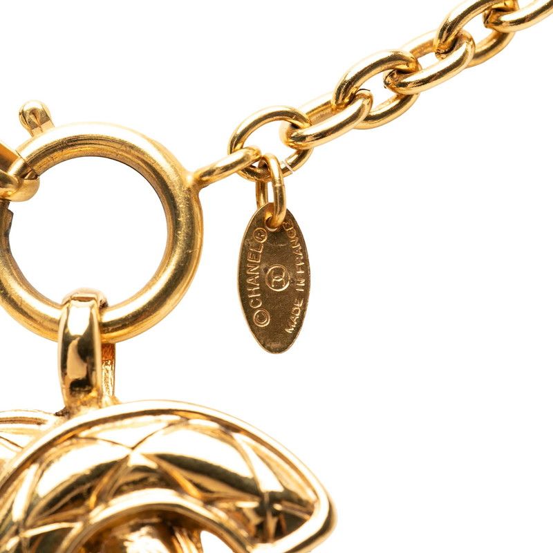 Chanel CC Logo Chain Pendant Gold Plated — view 4
