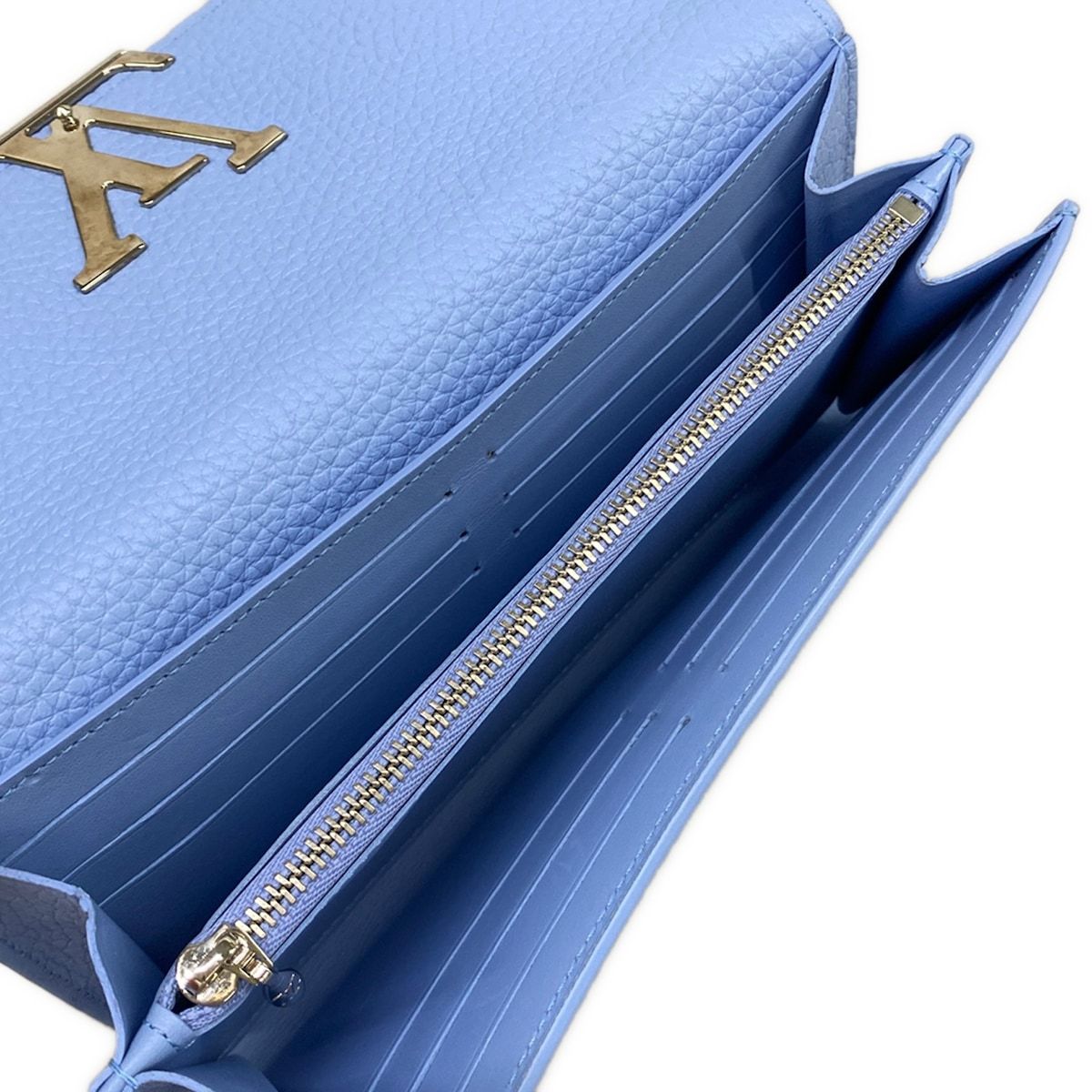 Louis Vuitton Wallet Capucines Portefeuille Blue Leather Cowhide — view 4