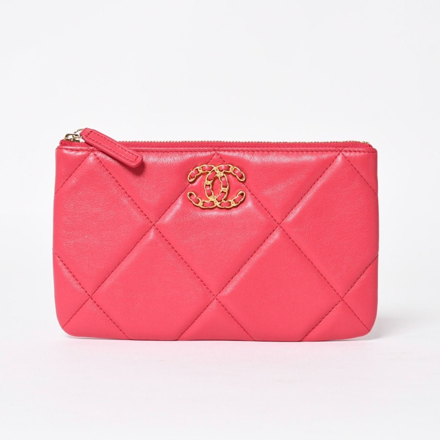 Chanel 19 Dixneuf Pouch CC Logo Lambskin Pink Gold — view 2
