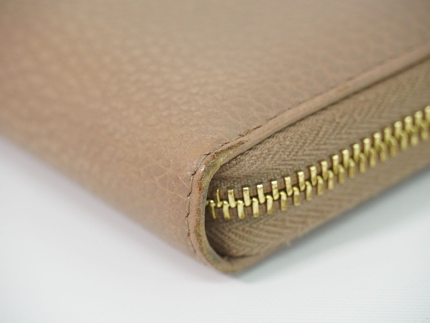 Gucci GG Marmont Zip Around Wallet Leather Pink Beige — view 7