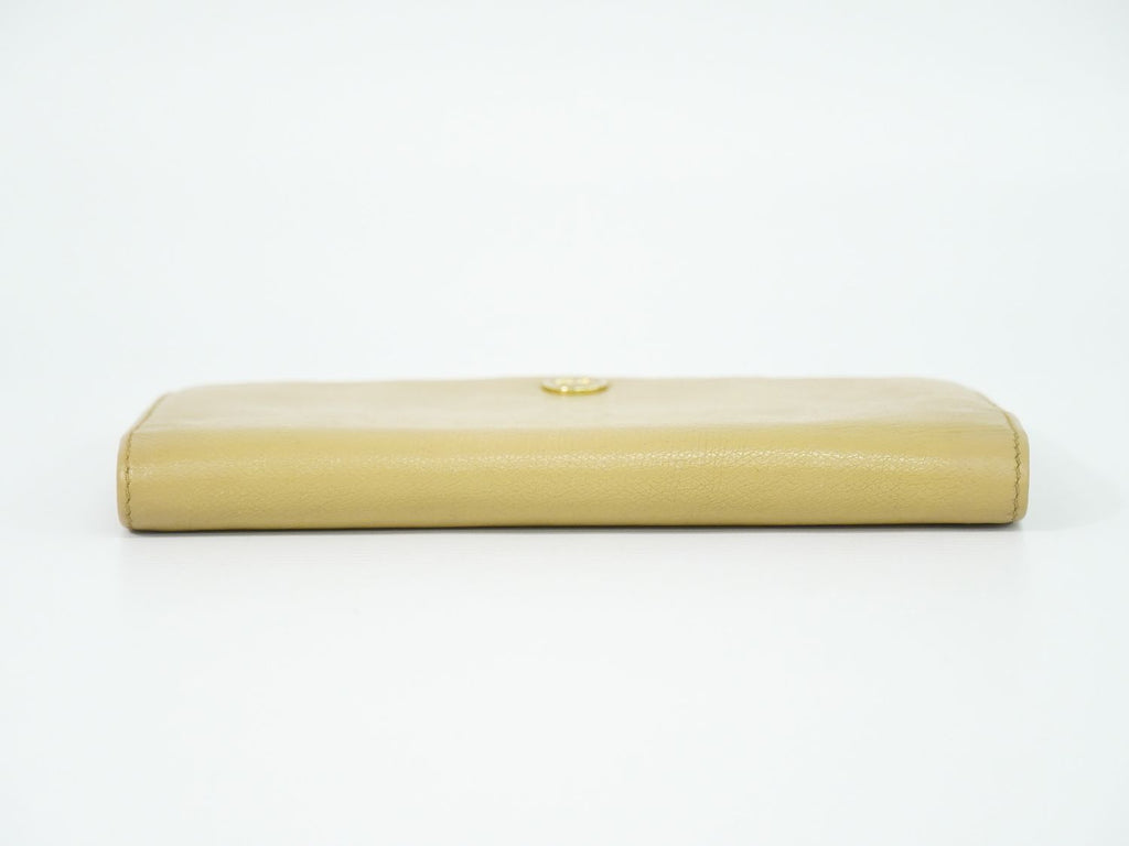 Chanel Coco Button CC Logo Wallet Leather Beige — view 5