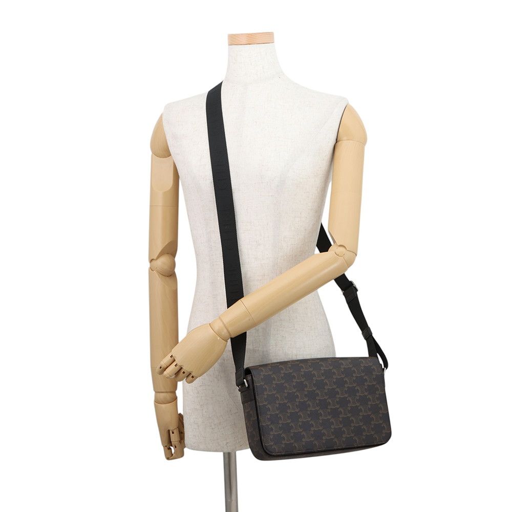 Celine Shoulder Bag Triomphe Flap Messenger Leather Black — view 4