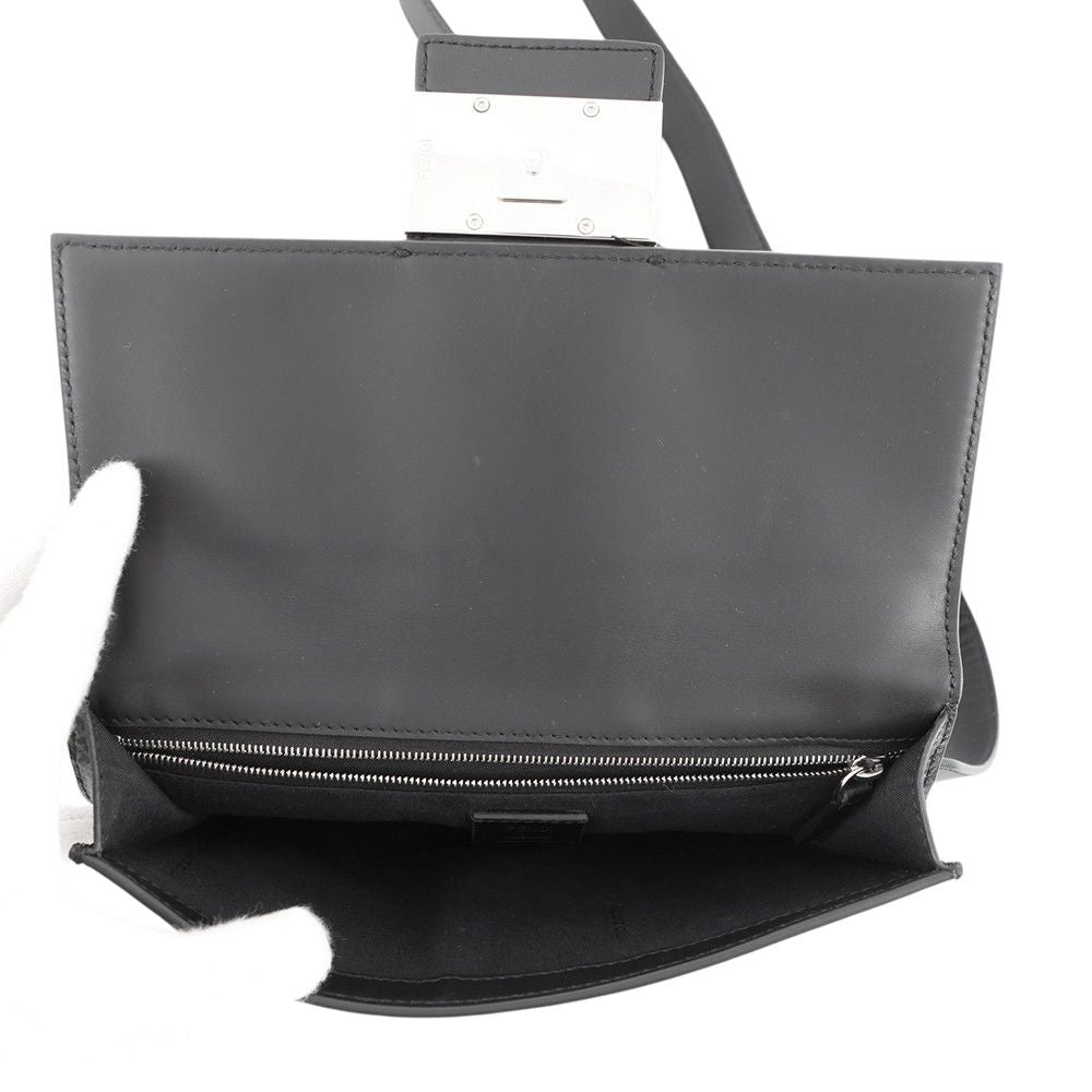 Fendi Shoulder Bag Flat Bucket Pochette Leather Black — view 5
