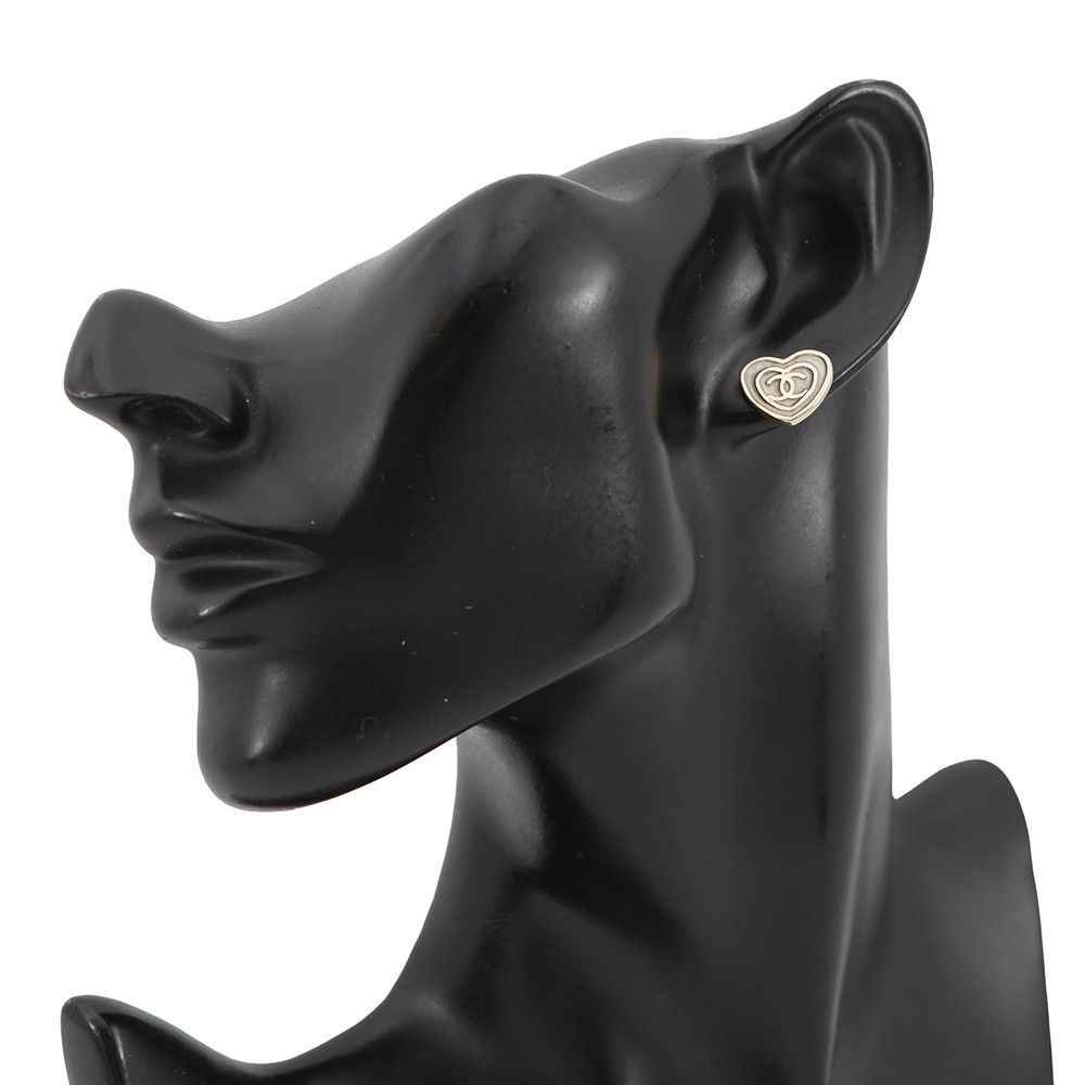 Chanel Earrings CC Logo Metal — view 4