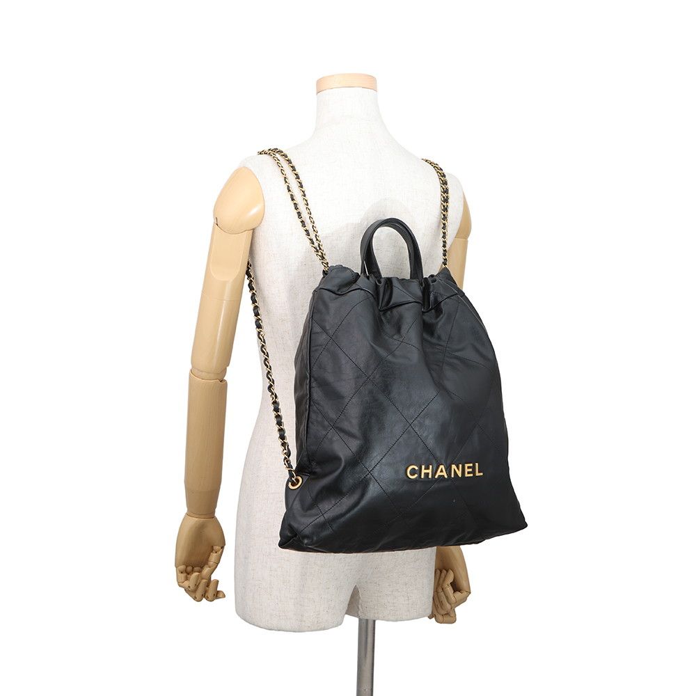 Chanel Backpack 22 Large Shiny Calf Leather Black — view 4