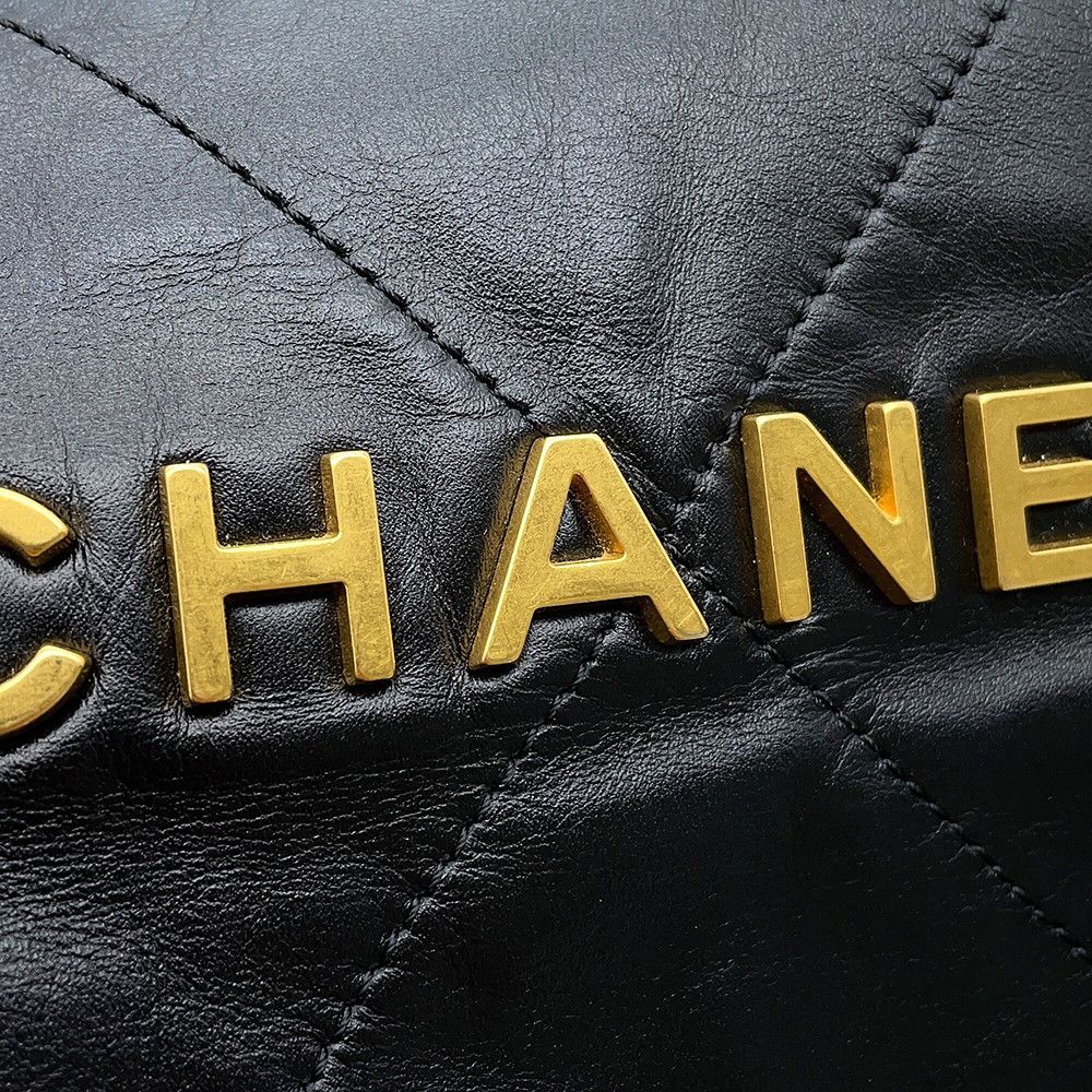 Chanel Backpack 22 Large Shiny Calf Leather Black — view 8