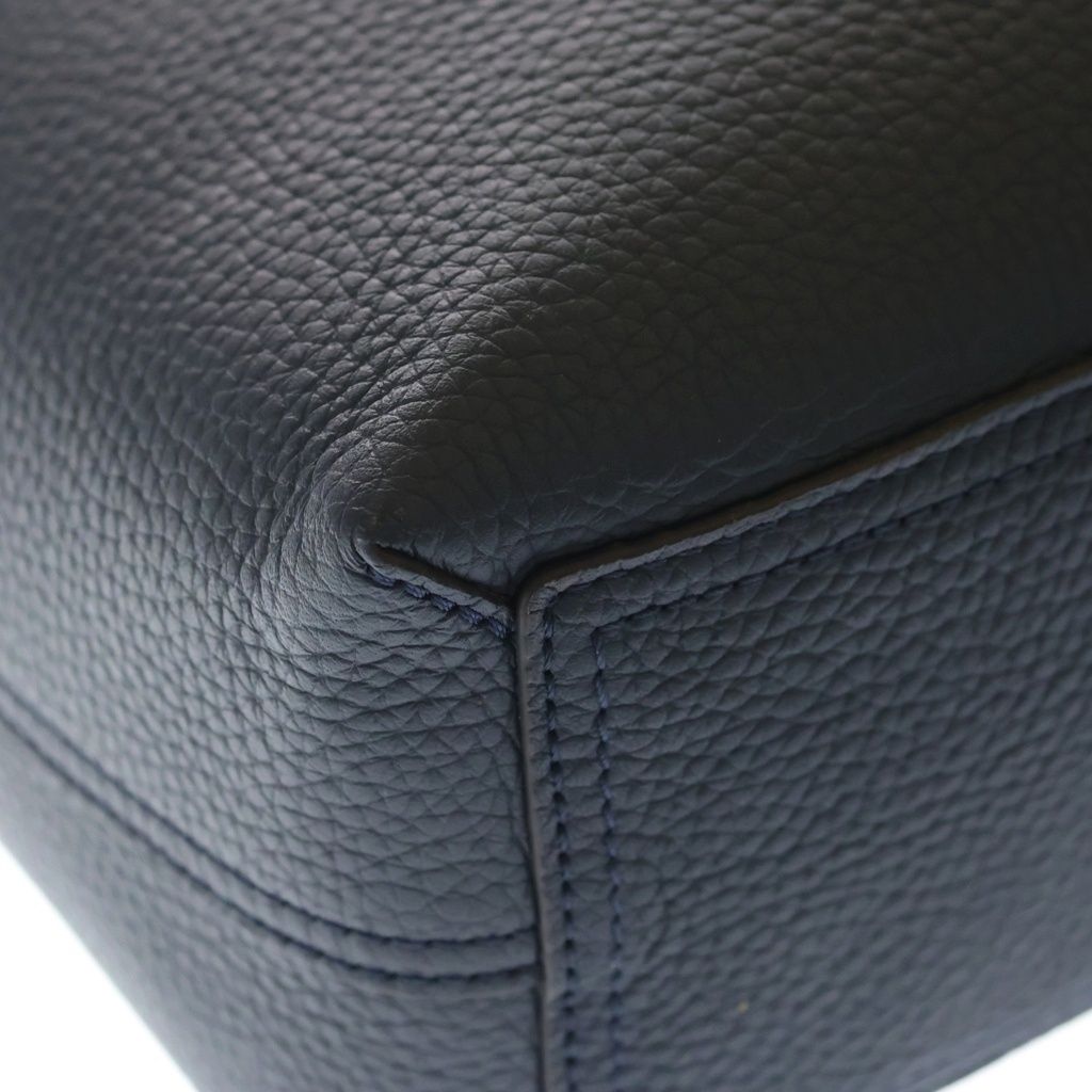 Louis Vuitton Cabas Voyage Tote Taurillon Leather Navy — view 5