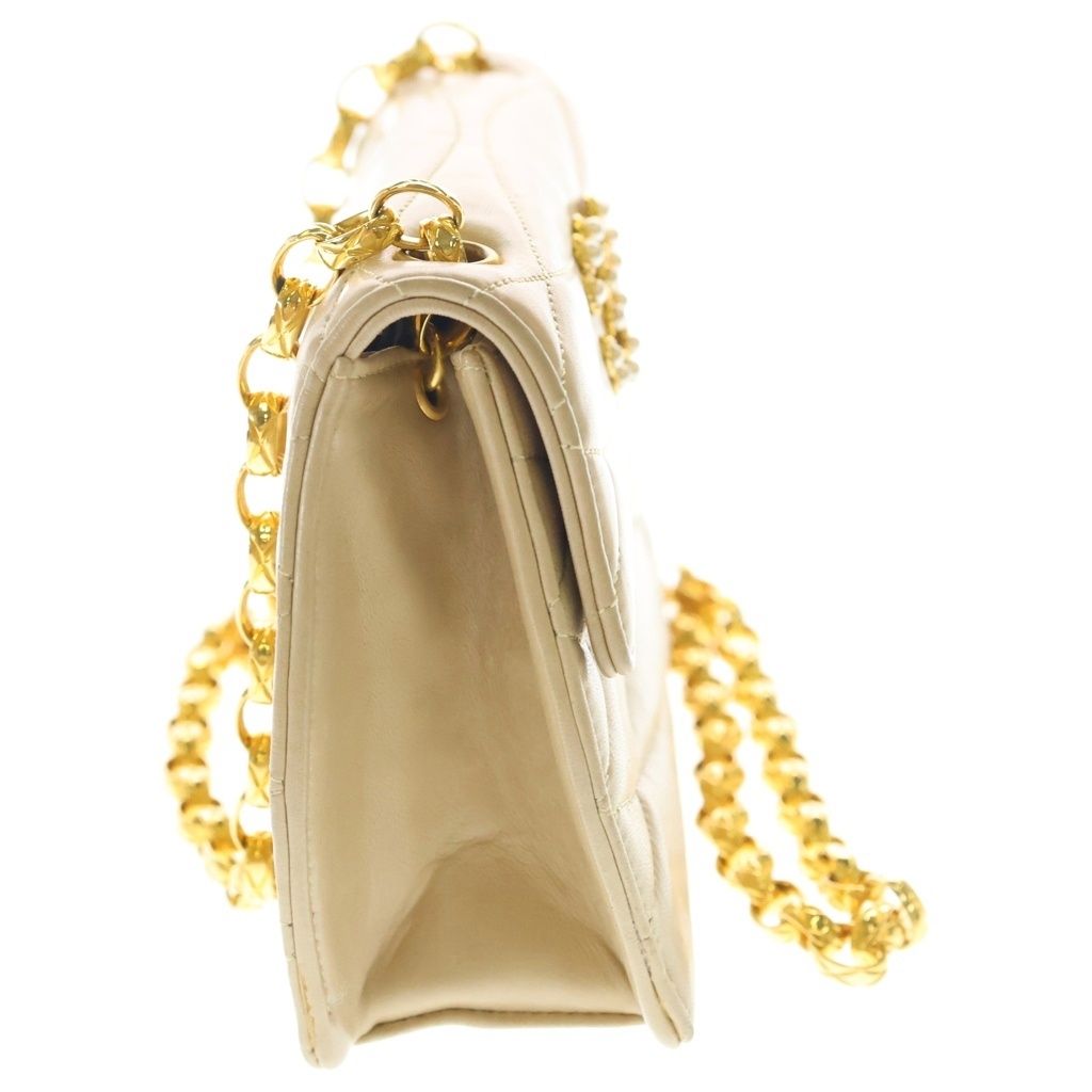 Chanel CC Logo Pearl Vintage Chain Shoulder Bag Beige Leather Gold — view 3