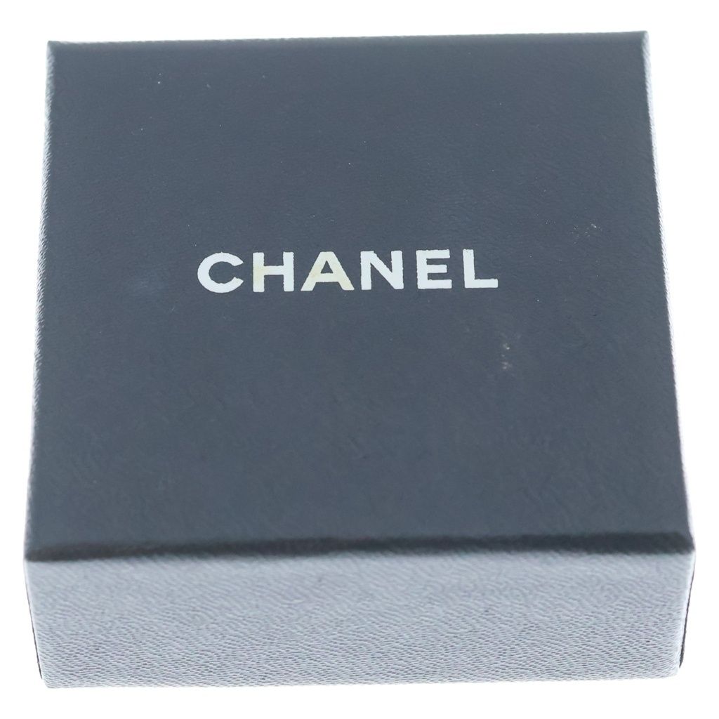 Chanel CC Logo Circle Brooch Pin Badge Gold — view 6