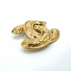 Chanel Brooch Quilted CC Logo Vintage Gold Plated — view 3