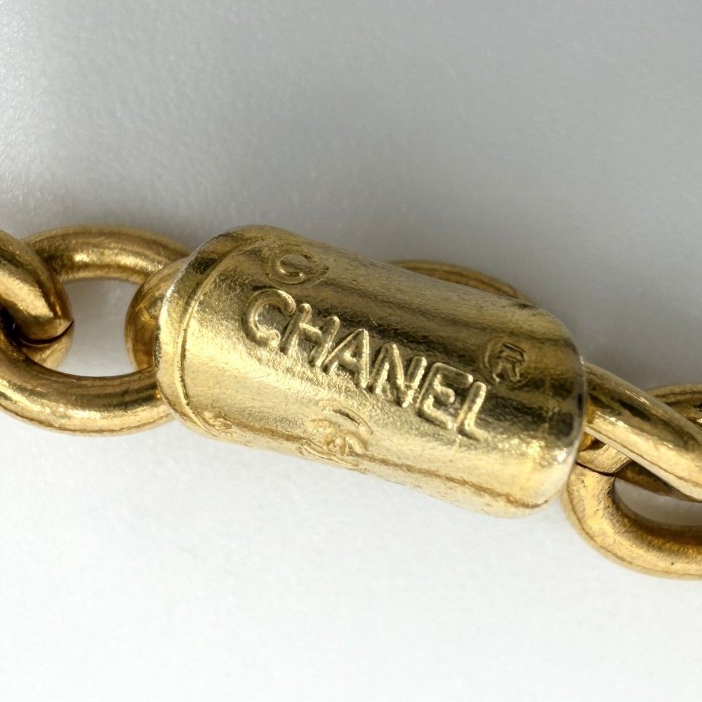 Chanel Necklace CC Logo Quilted Motif Bag Pendant Vintage Gold Plated — view 4