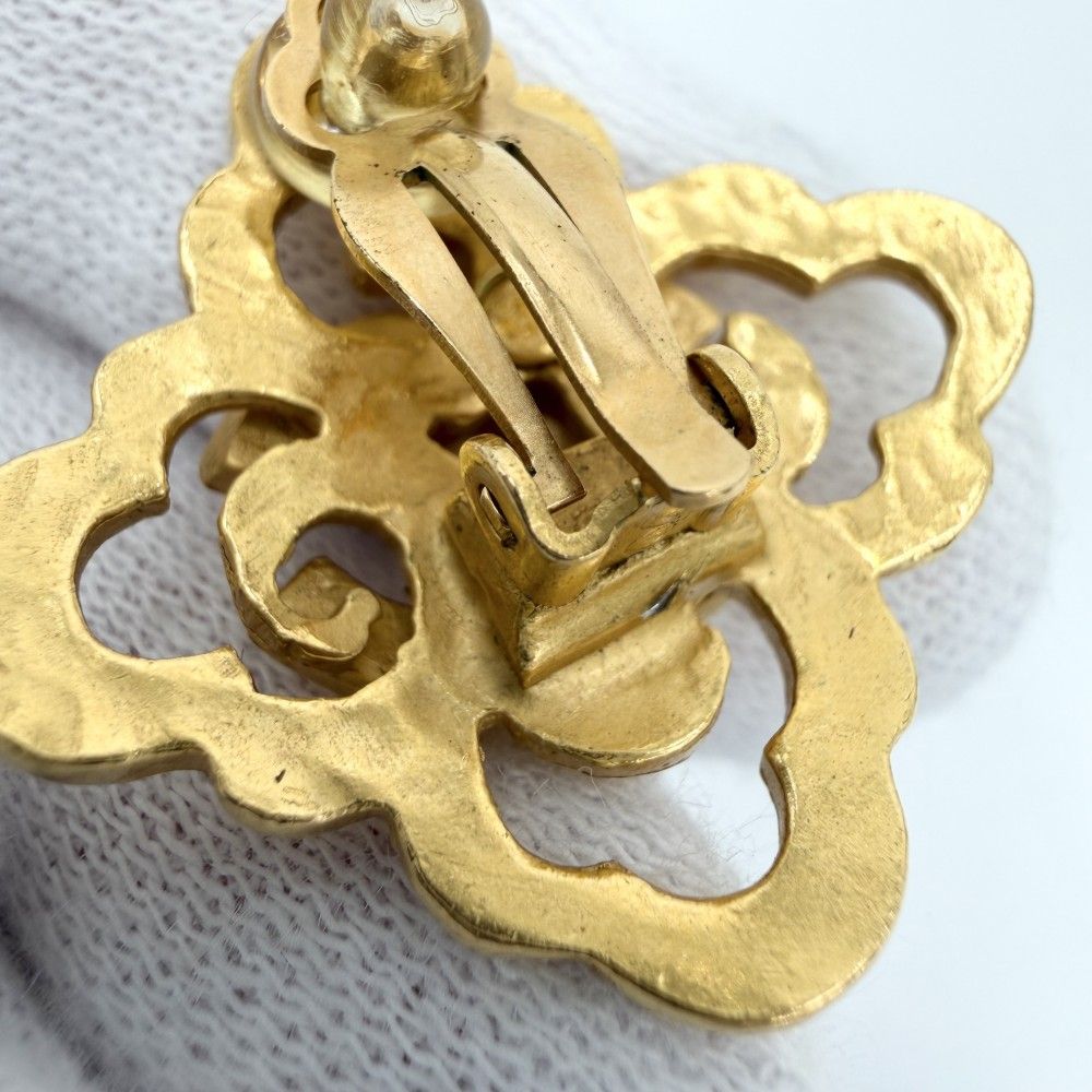 Chanel Earrings CC Logo Vintage Gold Plated — view 6