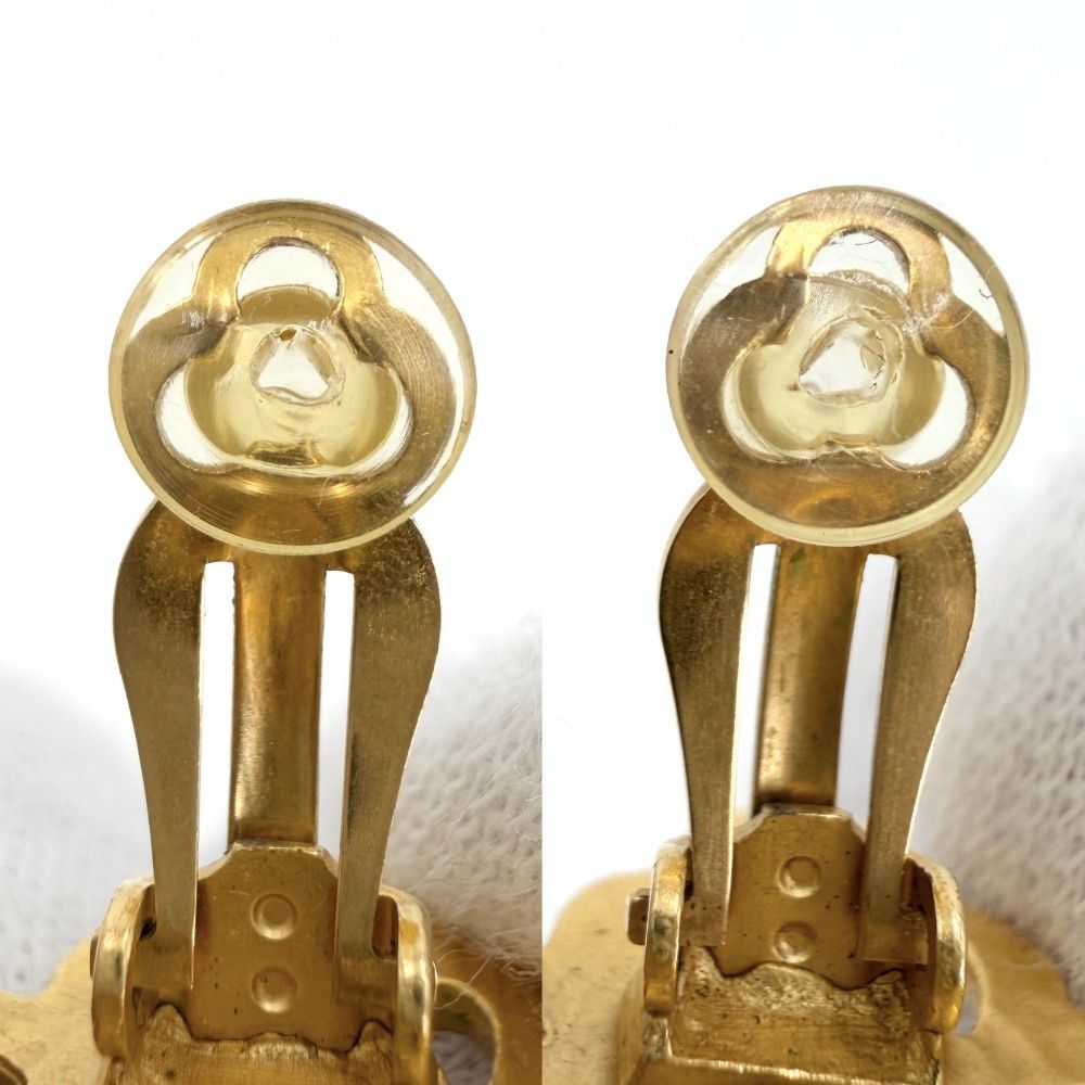 Chanel Earrings CC Logo Vintage Gold Plated — view 3