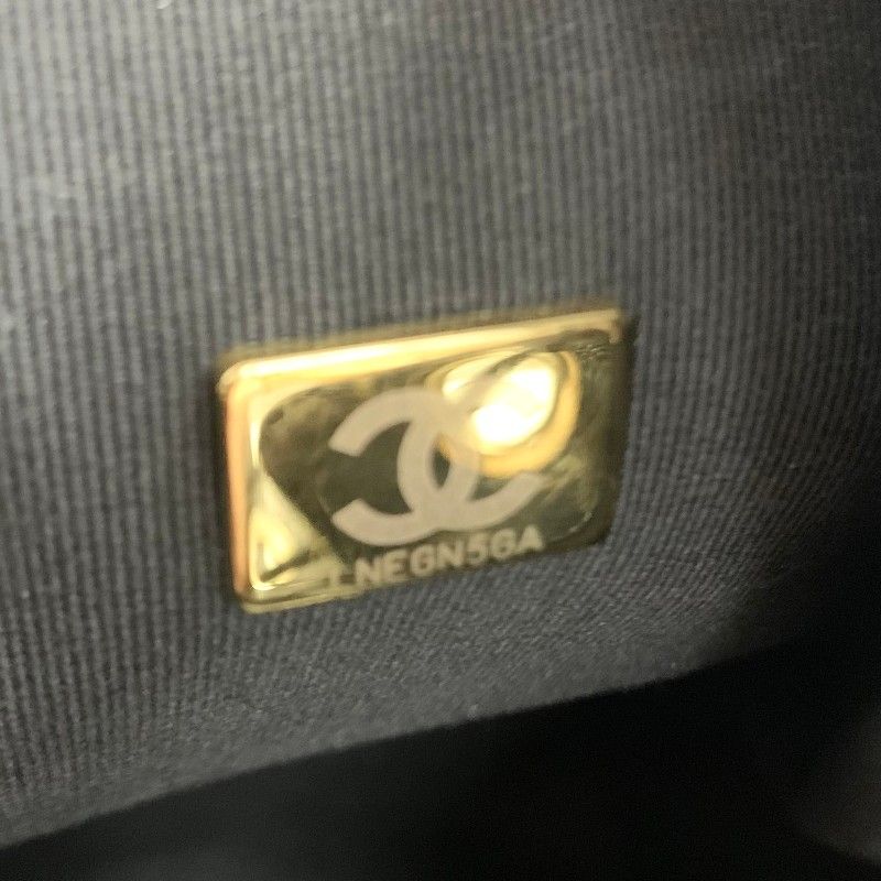 Chanel Backpack Black Gold Quilted CC Logo Turnlock Chain — view 8